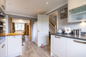 Kitchen- click for photo gallery